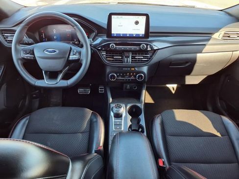 Used 2024 Ford Escape ST-Line w/ Cold Weather Package image 9