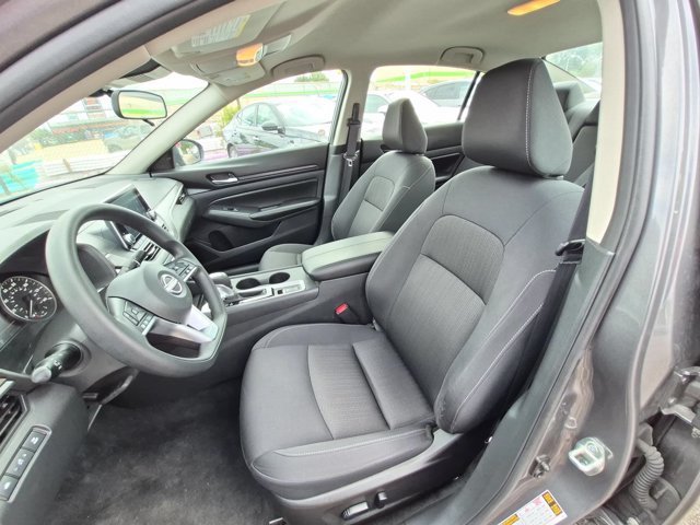Used 2025 Nissan Altima 2.5 SV AWD/4WD image 20