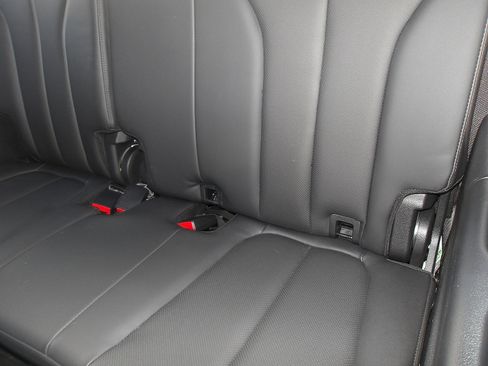 Certified 2022 Hyundai Palisade Calligraphy image 15