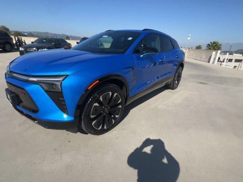 Used 2025 Chevrolet Blazer EV RS AWD/4WD image 4