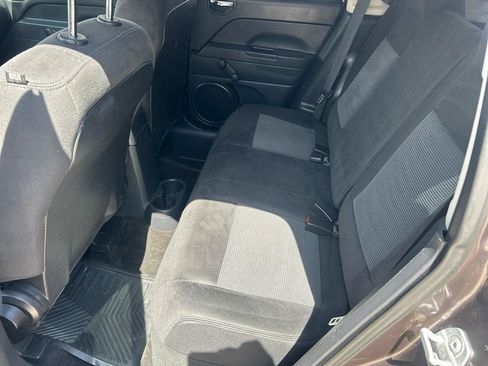 Used 2015 Jeep Compass Sport FWD image 12