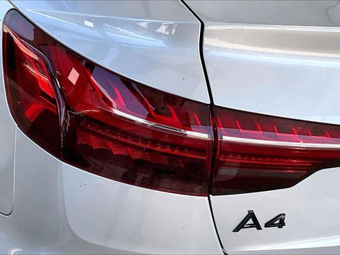 Certified 2022 Audi A4 2.0T Premium Plus w/ Premium Plus Package AWD/4WD image 29
