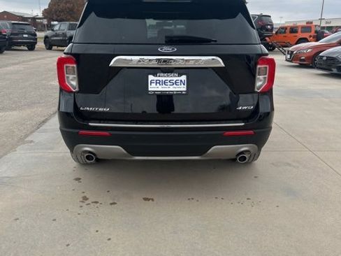 Used 2023 Ford Explorer Limited image 7