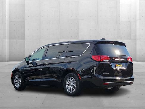 New 2025 Chrysler Voyager LX image 2