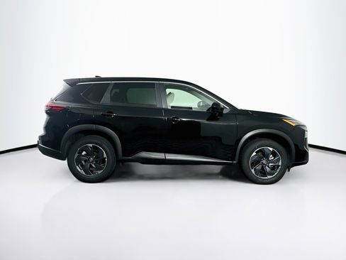 Used 2025 Nissan Rogue SV FWD image 10