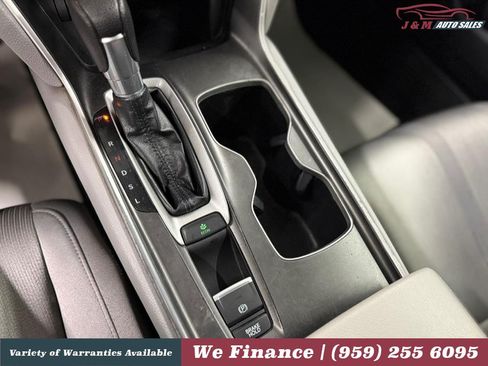 Used 2020 Honda Accord EX image 22