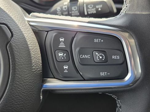 New 2026 Jeep Wrangler Unlimited Sahara AWD/4WD image 20