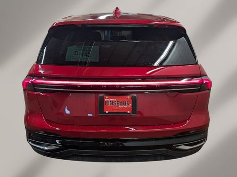 New 2026 Lincoln Nautilus Premier image 25