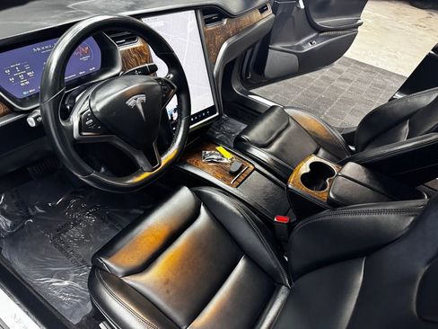 Used 2021 Tesla Model S Long Range image 32
