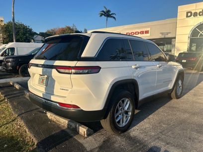 Used 2023 Jeep Grand Cherokee Laredo