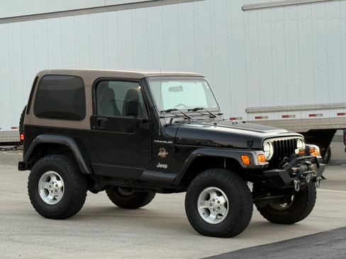 Used 2002 Jeep Wrangler Sahara AWD/4WD image 15