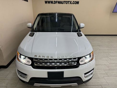 Used 2017 Land Rover Range Rover Sport HSE AWD/4WD image 4