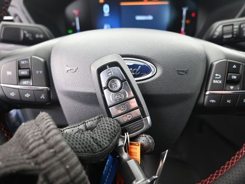 New 2026 Ford Escape ST-Line w/ Tech Pack #1 image 32