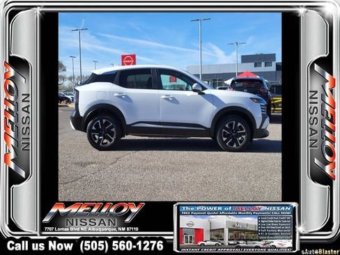 Used 2025 Nissan Kicks SV image 8