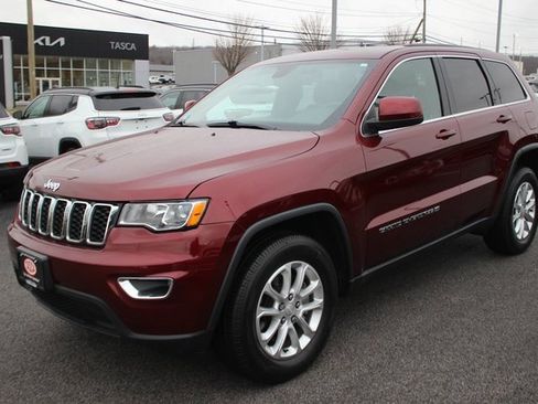 Used 2022 Jeep Grand Cherokee Laredo X image 2