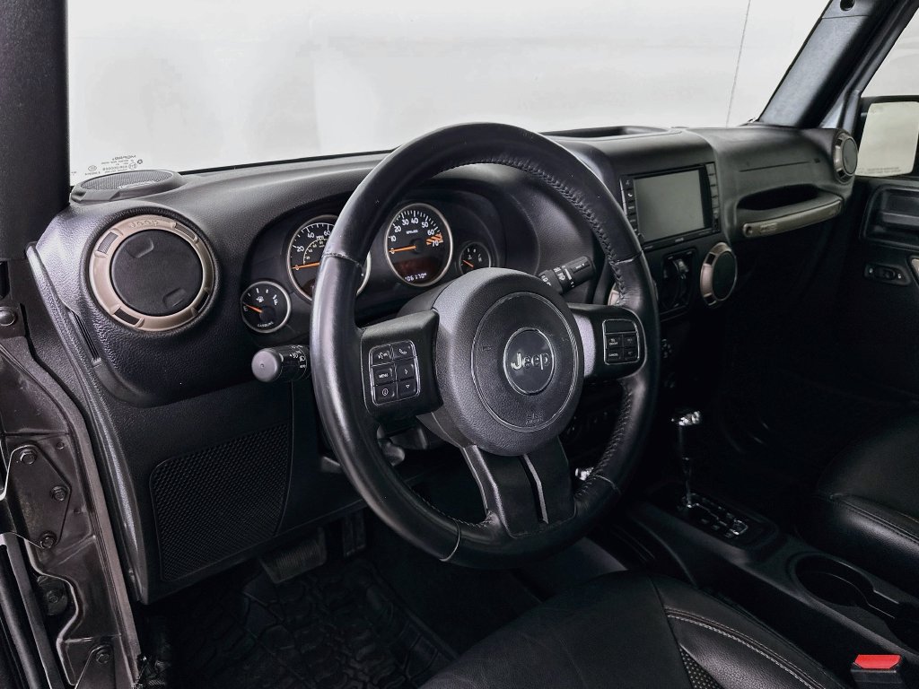 Used 2016 Jeep Wrangler Unlimited Sahara AWD/4WD image 15