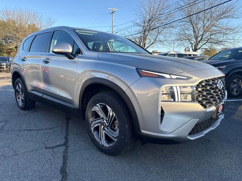 Used 2023 Hyundai Santa Fe SE AWD/4WD image 4