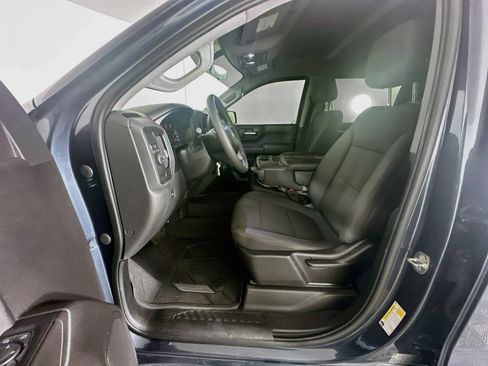 Used 2020 Chevrolet Silverado 1500 Custom w/ Custom Value Package RWD image 13