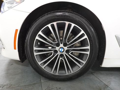 Used 2019 BMW 530i xDrive w/ Convenience Package AWD/4WD image 35
