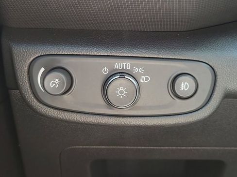 Used 2023 Chevrolet TrailBlazer LT w/ Convenience Package FWD image 28