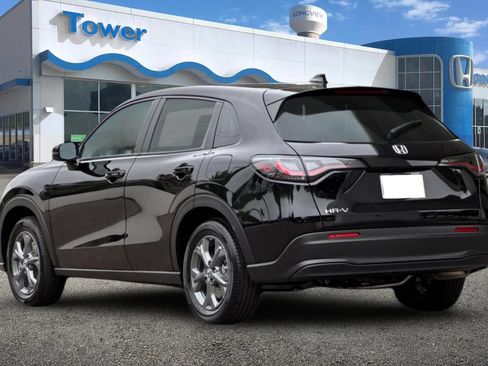 New 2027 Honda HR-V LX image 6