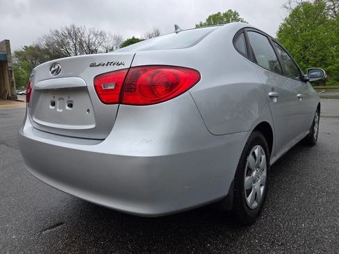 Used 2009 Hyundai Elantra GLS FWD image 9
