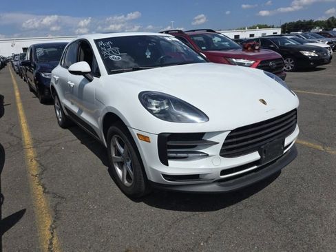 Used 2020 Porsche Macan AWD/4WD image 3