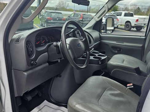 Used 2007 Ford E-350 and Econoline 350 Super Duty RWD image 10