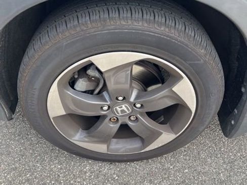 Used 2018 Honda HR-V EX-L image 7