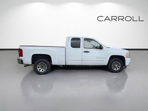Used 2009 Chevrolet Silverado 1500 LT w/ Power Pack Plus RWD image 2