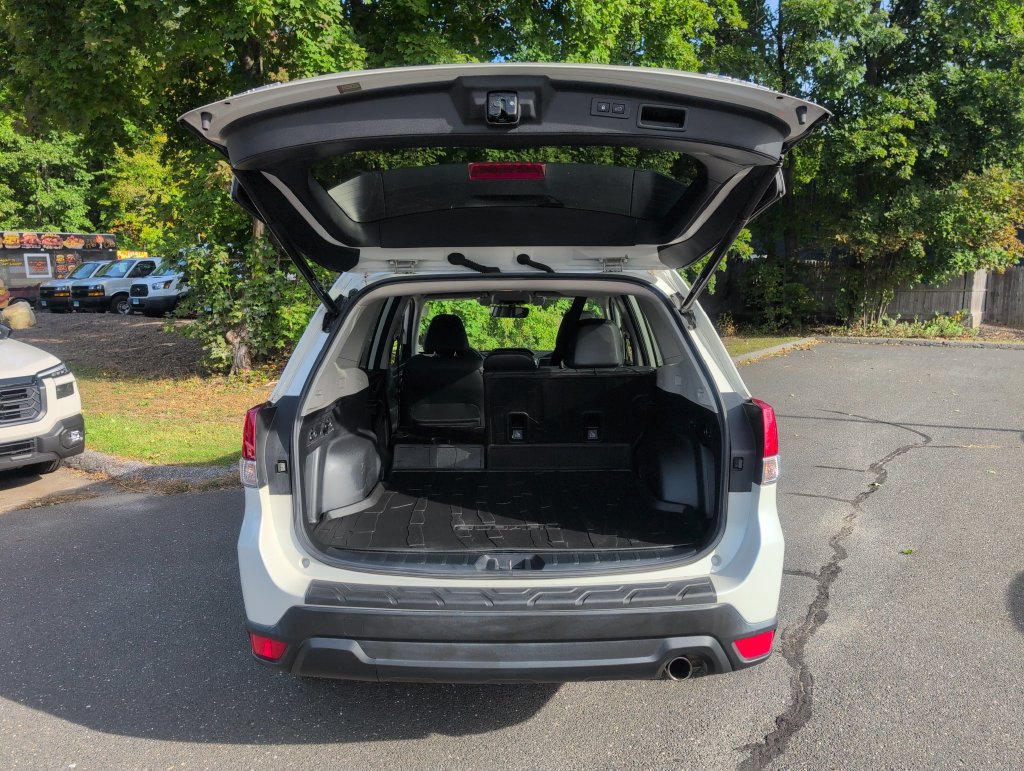 Used 2019 Subaru Forester Limited AWD/4WD image 33