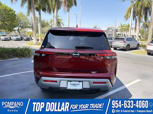 Used 2024 Nissan Pathfinder SL w/ SL Premium Package FWD image 8