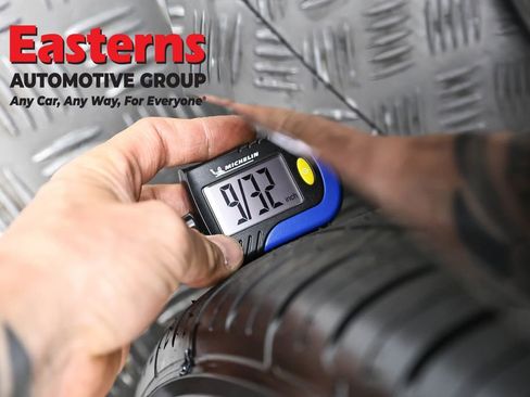 Used 2022 Nissan Maxima SV image 29