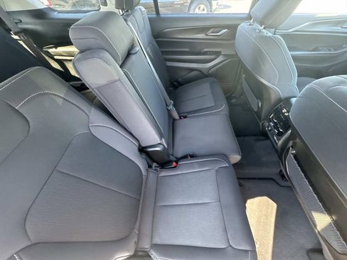 Used 2023 Jeep Grand Cherokee L Laredo w/ Luxury Tech Group I image 15