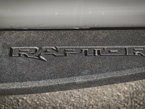 Used 2018 Ford F150 Raptor w/ Equipment Group 802A Luxury image 5