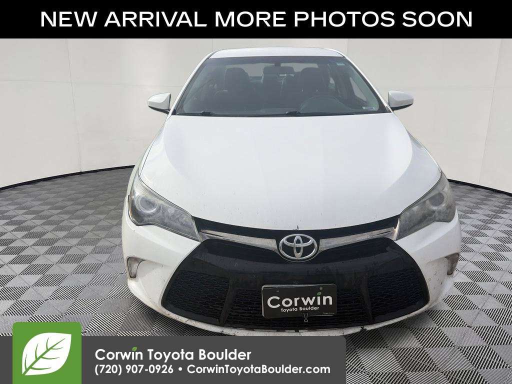 Used 2016 Toyota Camry SE FWD image 2