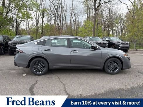 New 2026 Nissan Sentra SV w/ SV Convenience Package FWD image 10