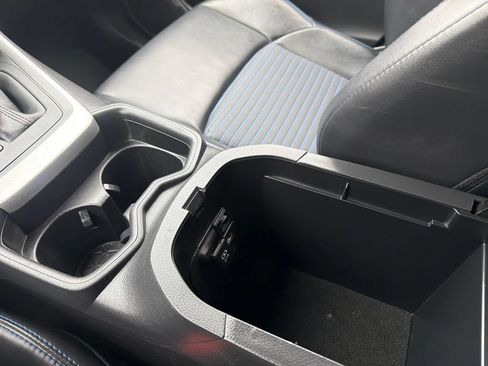 Used 2020 Toyota RAV4 XSE AWD/4WD image 30