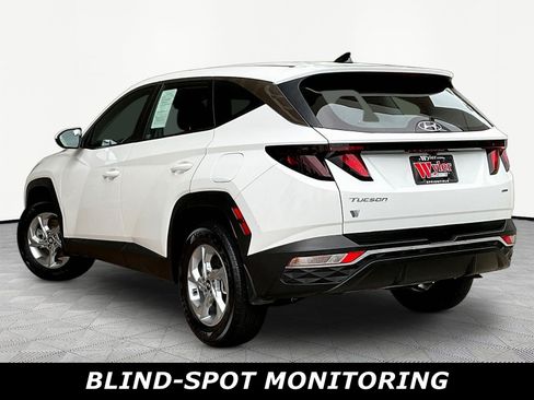 Used 2023 Hyundai Tucson SE AWD/4WD image 4
