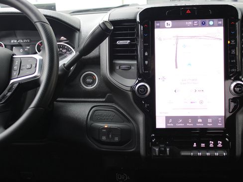 New 2026 RAM 2500 Tradesman AWD/4WD image 22