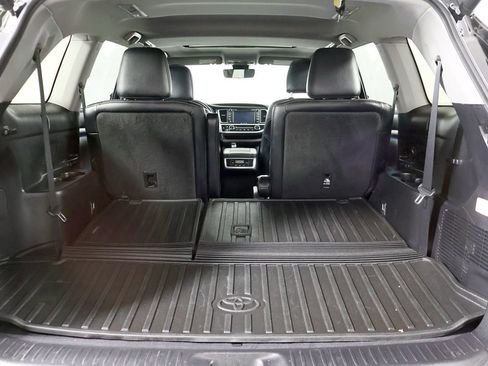 Used 2019 Toyota Highlander Limited AWD/4WD image 13