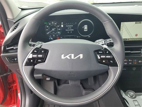 New 2025 Kia Niro Wind w/ Wind Preserve Package image 24
