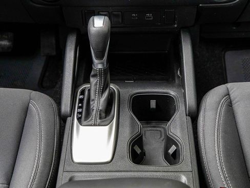 Certified 2024 Nissan Frontier SV w/ Tow Package image 8