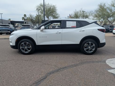 Used 2023 Chevrolet Blazer LT image 5