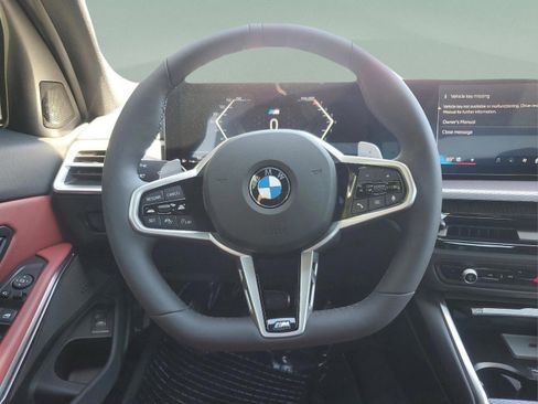 Used 2025 BMW 330i Sedan w/ M Sport Package image 14