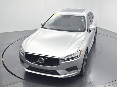 Used 2019 Volvo XC60 T5 Momentum w/ Multimedia Package AWD/4WD image 50