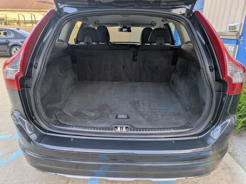Used 2015 Volvo XC60 T5 AWD/4WD image 7
