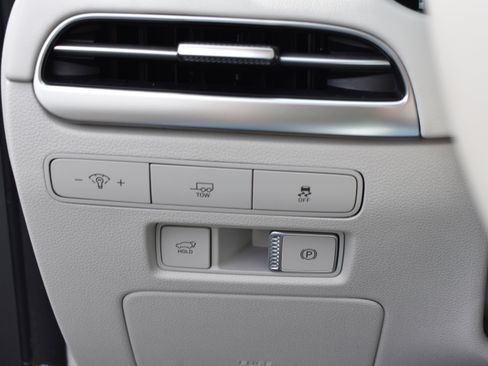 Used 2023 Hyundai Palisade Limited image 17