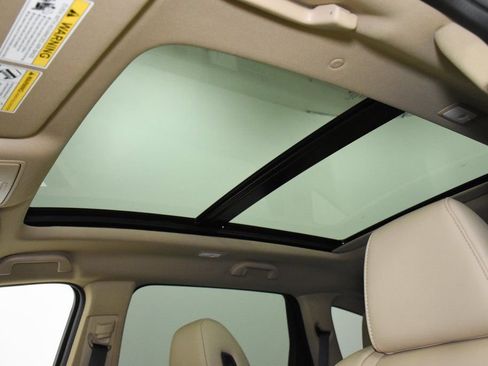 New 2026 Acura MDX SH-AWD image 8