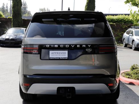 Certified 2023 Land Rover Discovery Metropolitan Edition AWD/4WD image 5